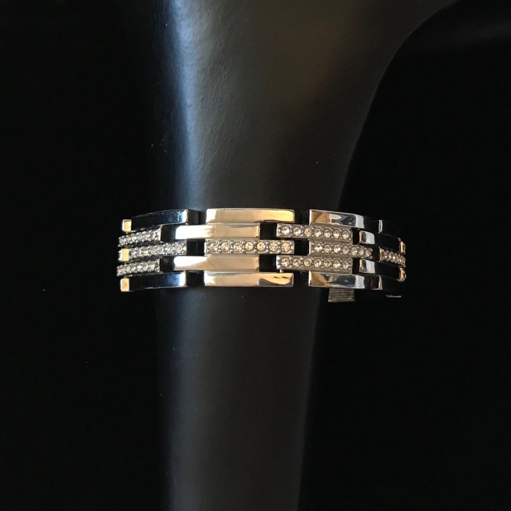 Bracelet w/ Swarovski Crystals & Silver Wide Band